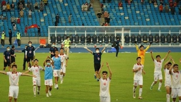 PM praises national U23 football team for hard-won victory