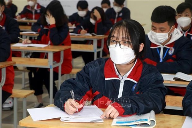 All students at Nguyen Cong Tru primary, secondary and high school in Nam Dinh have returned to school (Photo: VNA)