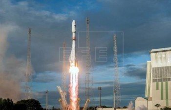 Pháp phóng 4 vệ tinh liên lạc lên quỹ đạo bằng tên lửa Soyuz của Nga