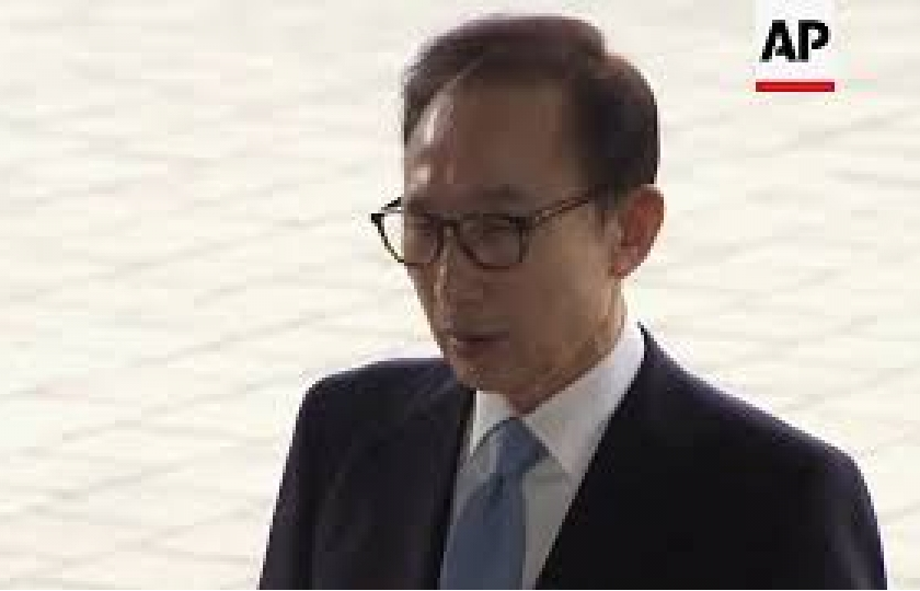 Hàn Quốc: Đề nghị bắt giữ cựu Tổng thống Lee Myung-bak