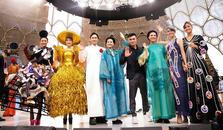 Handmade brocade designs shine in Vietnam Eternal Flow show at Expo 2020 Dubai