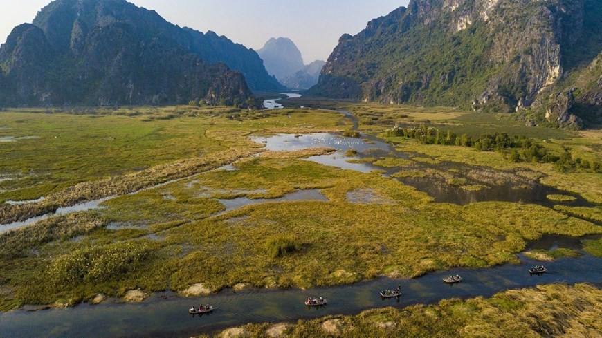Ninh Binh - An attractive spot for tourists Ninh Binh - An attractive spot for tourists