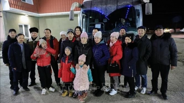 Embassy in Russia makes efforts to support Vietnamese fleeing Ukraine