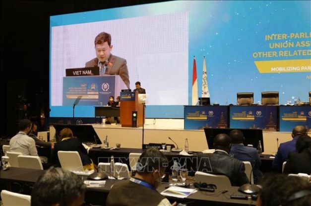 Viet Nam puts forward solutions towards carbon neutrality goal at IPU-144