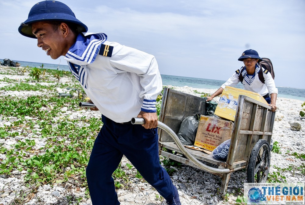 Peaceful moments in Truong Sa islands