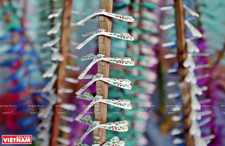 Bamboo damselfly - A unique souvenir of Vietnam