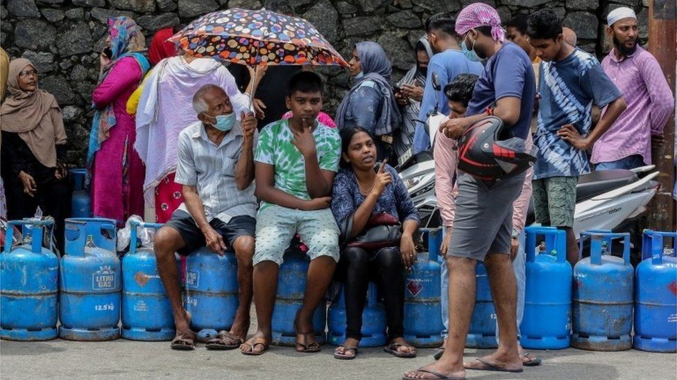 Khủng hoảng ở Sri Lanka ảnh hưởng nặng nề tới cuộc sống của người dân. (Ảnh: BBC)