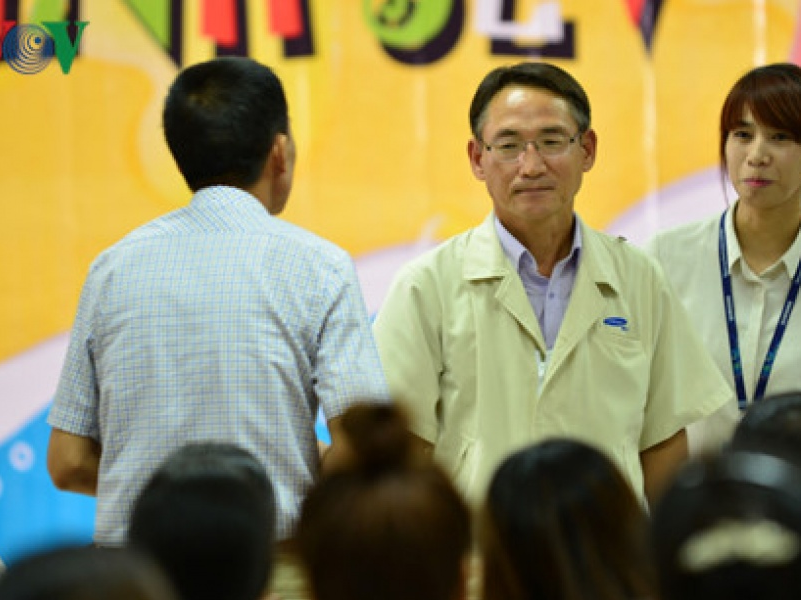 Giám đốc Samsung Việt Nam: Lắng nghe giãi bày của… cha mẹ nhân viên