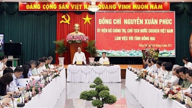 President asks Dong Nai to create changes in mindset, action