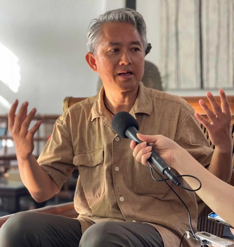 Photographer Lam Duc Hien. (Photo: Nguyen Linh)