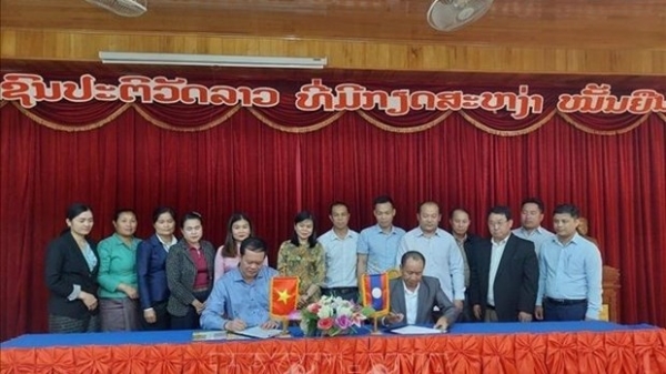 Central province helps Laos with human resources training