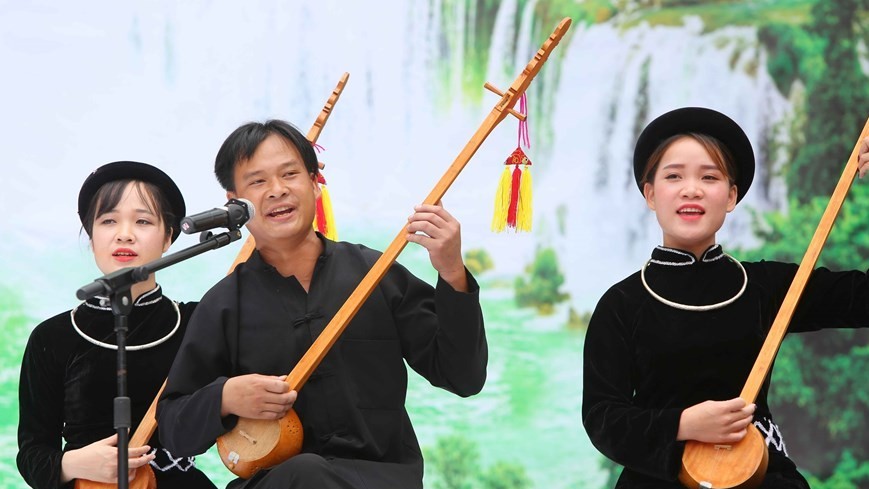 Then singing - special ritual practice of ethnic minority groups