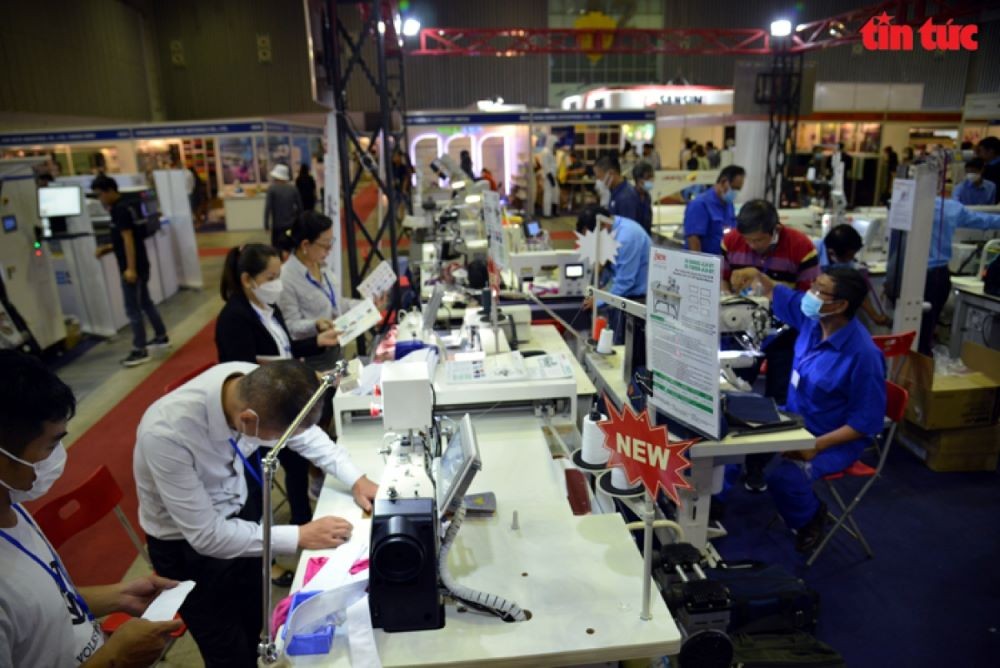 Int'l textile & garment exhibition underway in HCM City