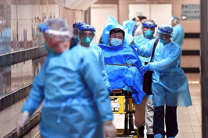 Gần 2700 trường hợp nghi viêm phổi do virus corona, Thượng Hải có bệnh nhân đầu tiên thiệt mạng