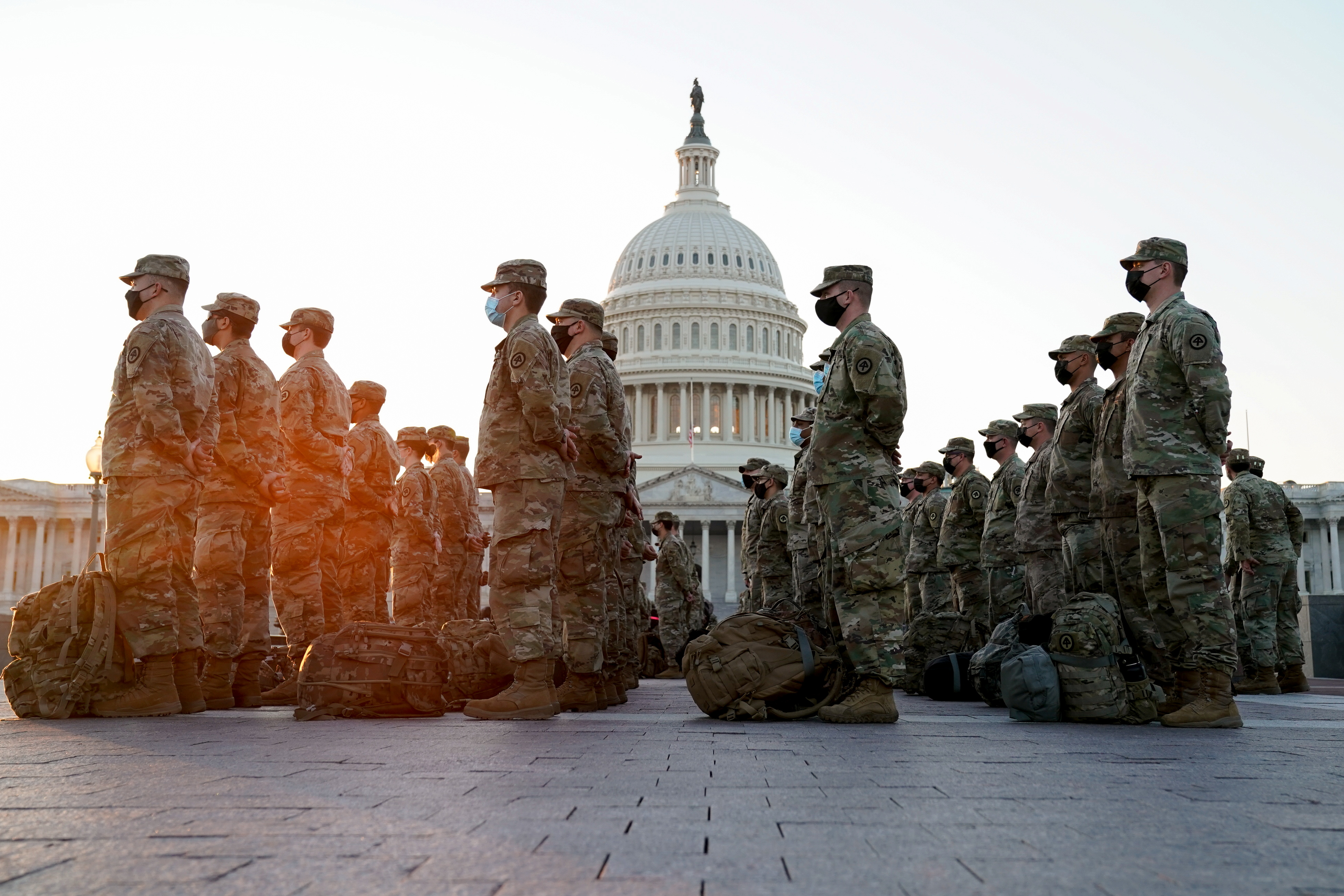 Lễ nhậm chức Tổng thống Mỹ: Chủ tịch Hạ viện N.Pelosi chỉ định tướng quân đội giám sát an ninh tại Đồi Capitol