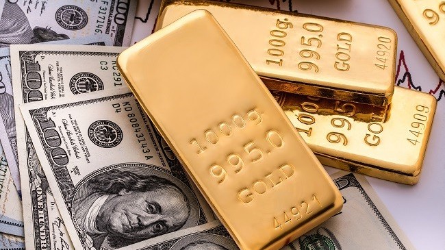 Giá vàng hôm nay 3/12: Giá vàng được USD 'mở lối', vẫn ngập ngừng, nhà đầu tư chờ 'sóng' mới