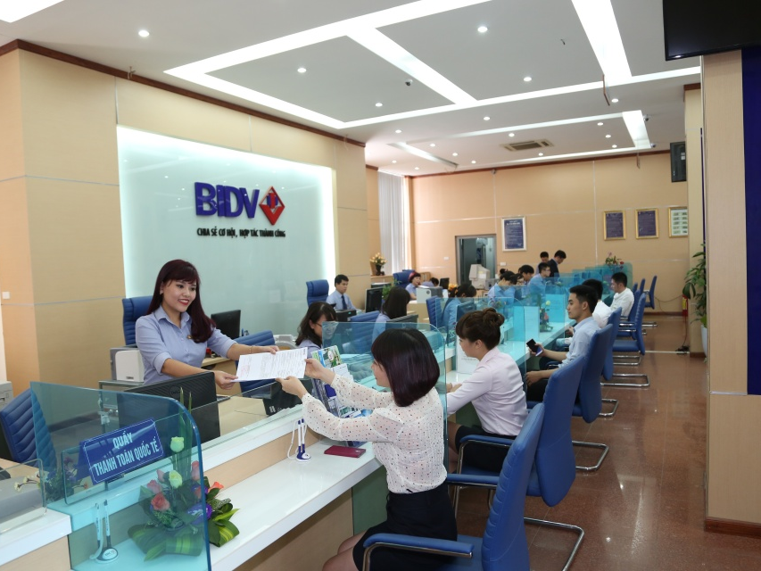 Moody's nâng mức triển vọng hệ thống ngành ngân hàng Việt Nam