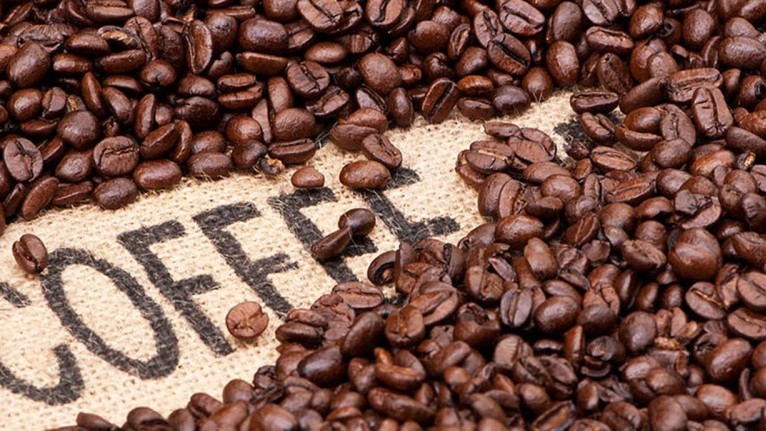Giá cà phê hôm nay 25/2: Cà phê robusta dứt đà tăng mạnh, tâm lý chốt lời bị đẩy lên cao