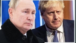 Trong lúc hai nhà lãnh đạo bàn giải pháp hòa bình cho Ukraine, Anh thông báo xua đuổi 4 máy bay ném bom của Nga