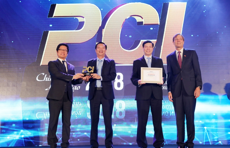 Quảng Ninh giữ vững ngôi đầu bảng xếp hạng PCI, Đà Nẵng tụt xuống thứ 5