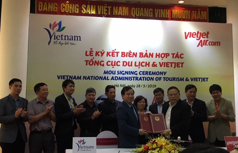 Tổng cục Du lịch hợp tác với Vietjet Air đưa du lịch Việt Nam ra thế giới