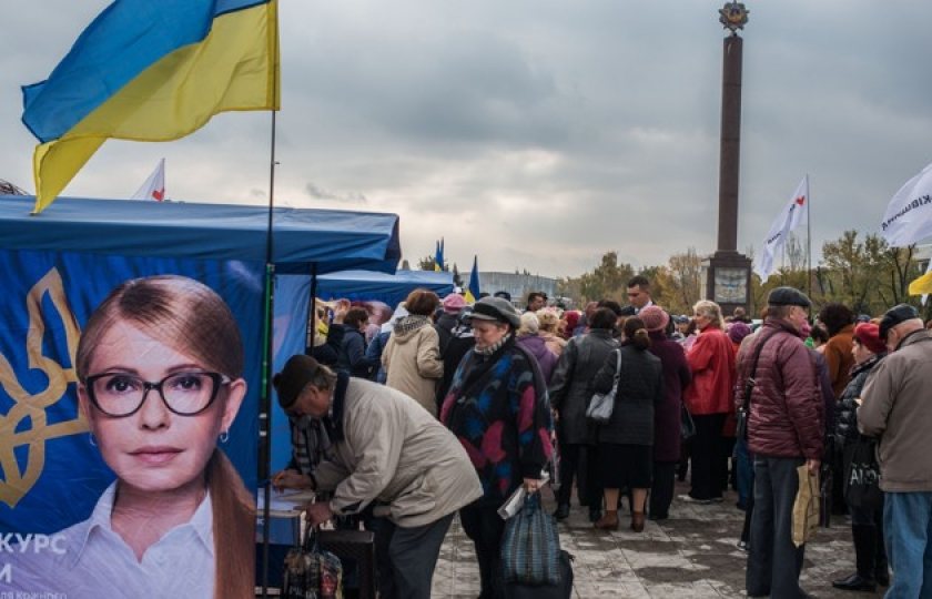 Cử tri Ukraine bắt đầu bỏ phiếu vòng 1 cuộc bầu cử Tổng thống