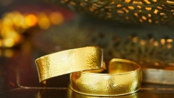 Giá vàng hôm nay 8/3: Vàng SJC rớt thảm theo thế giới, vàng trang sức hưởng xung lực ngày Quốc tế Phụ nữ