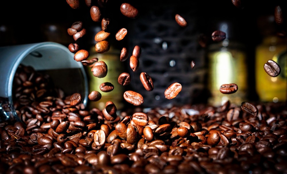 Giá cà phê hôm nay 3/11, Giá lên nhanh xuống chóng, yếu tố nguồn cung vẫn khiến thị trường lo lắng