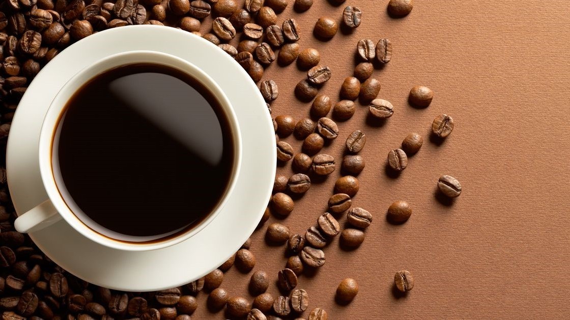 Giá cà phê hôm nay 16/10: Lo ngại rủi ro giới đầu cơ mạnh tay thanh lý, cà phê vào vùng tiêu cực, nguy cơ thâm hụt nguồn cung