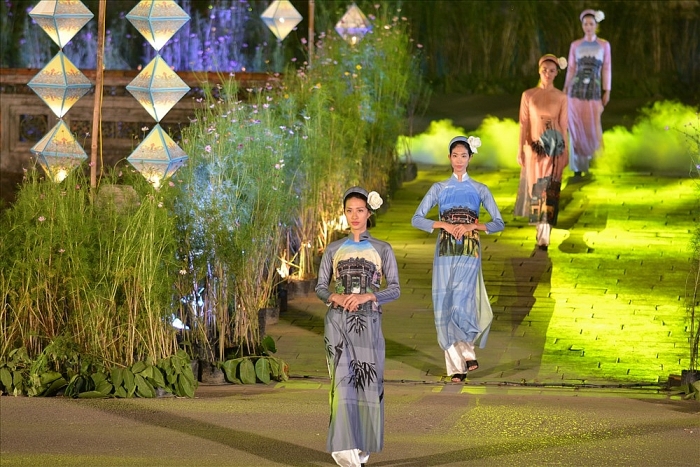 thua thien hue hosts ao dai festival