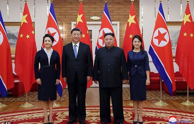 Trung Quốc cử nhóm chuyên gia y tế tới hội chẩn về sức khỏe Nhà lãnh đạo Triều Tiên