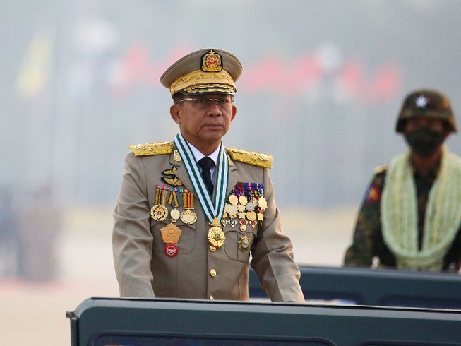 Tình hình Myanmar: Lãnh đạo chính quyền quân sự tham dự hội nghị thượng đỉnh ASEAN. (Nguồn: Reuters)