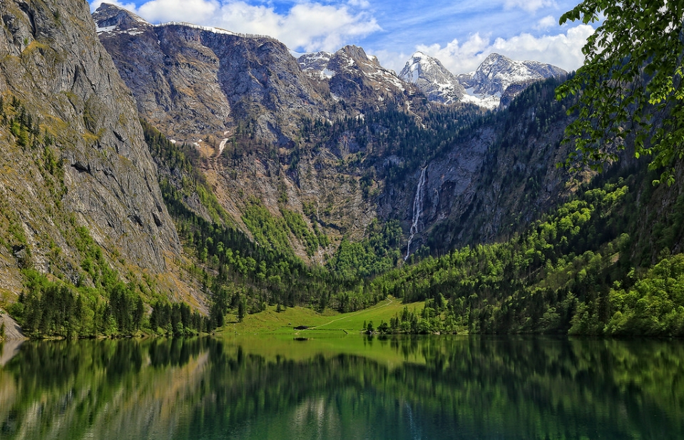 Những hồ nước đẹp như trong truyện cổ tích ở Đức