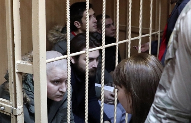 Tòa án Nga ủng hộ phán quyết gia hạn giam giữ 24 thủy thủ Ukraine
