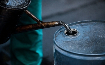 Thị trường dầu mỏ hồi phục nhanh hơn dự kiến, nửa mừng nửa lo
