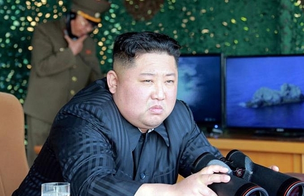 Ông Kim Jong-un tới thăm các nhà máy liên quan tới chế tạo tên lửa, nhiều chuyên gia lên tiếng