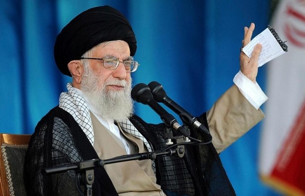 Tehran: Trừng phạt lãnh tụ tối cao Khamenei là một cuộc tấn công vào Iran