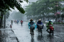 Dự báo thời tiết ngày 11/6: Hà Nội có nơi đặc biệt nắng gay gắt, đêm mưa dông, đề phòng thời tiết nguy hiểm