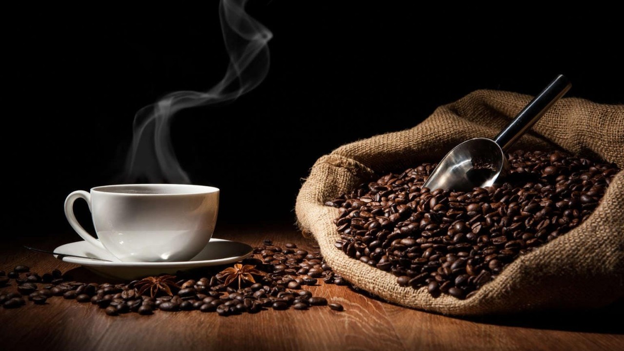 Giá cà phê hôm nay 2/6: Giá robusta, arabica cùng tăng vọt; tâm lý tích cực, giới đầu tư tăng mua; cà phê Việt ghi dấu ấn tại Trung Đông