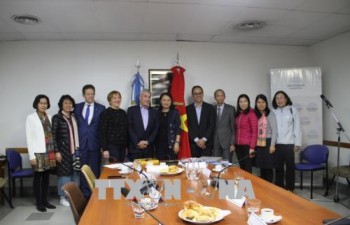 Vietnam Women’s Union delegation active in Argentina