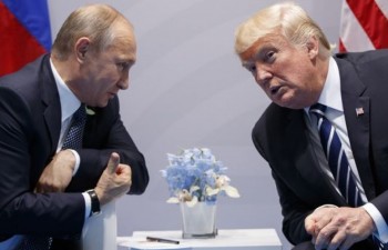 Ký lệnh trừng phạt Nga, ông Trump chấp nhận chiến tranh thương mại