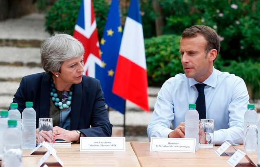 Bà May gặp ông Macron tìm kiếm sự hỗ trợ trong kế hoạch Brexit