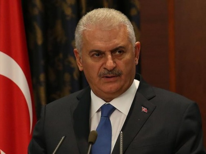 Thổ Nhĩ Kỳ bác mức tín nhiệm “Không đáng để đầu tư”