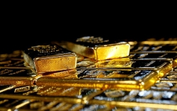 Giá vàng hôm nay 3/6/2023: Giá vàng liên tục đi lên, xu hướng phi USD gia tăng, kim loại quý được 