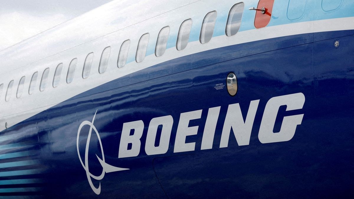 Lý do Boeing cắt giảm khoảng 150 nhân sự về tài chính tại Mỹ?