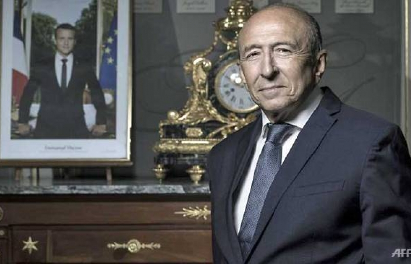 Pháp: Bộ trưởng Nội vụ từ chức, Thủ tướng tạm thời kiêm nhiệm