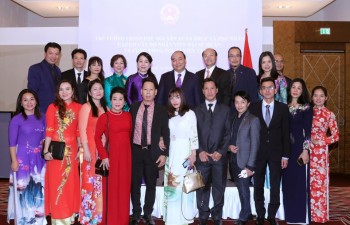 PM meets overseas Vietnamese in Austria