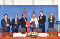 Vietnam, EU sign FLEGT-VPA to fight illegal logging