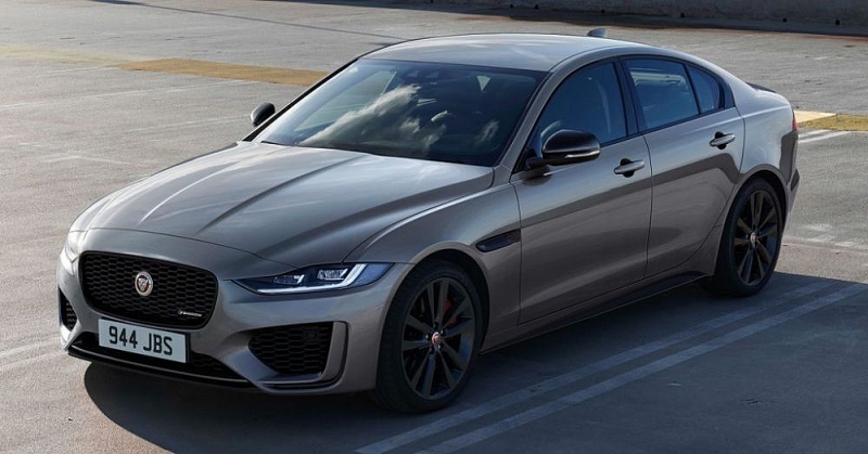 Jaguar XE 2021 phiên bản nâng cấp động cơ và trang bị có gì mới?