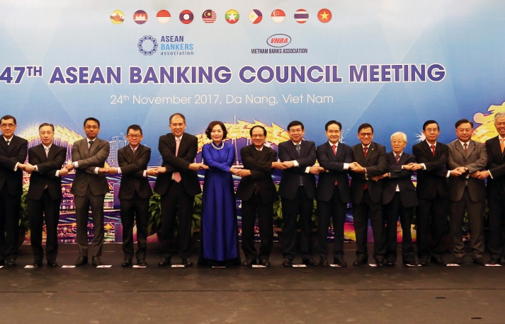 Kết nối các ngân hàng ASEAN, thúc đẩy không dùng tiền mặt
